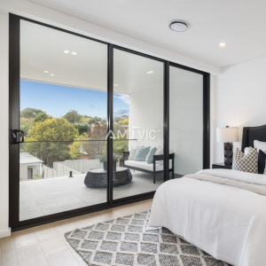 AMJ100 series sliding door